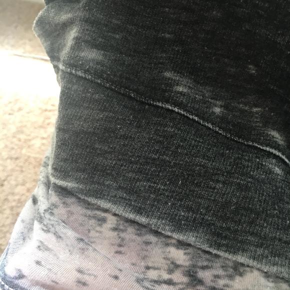 Evereve Burnout sweatshirt NOT AVAIL CURRENTLY - Picture 3 of 3